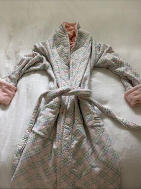 Djerf Avenue X Frankie’s Bikinis Robe
